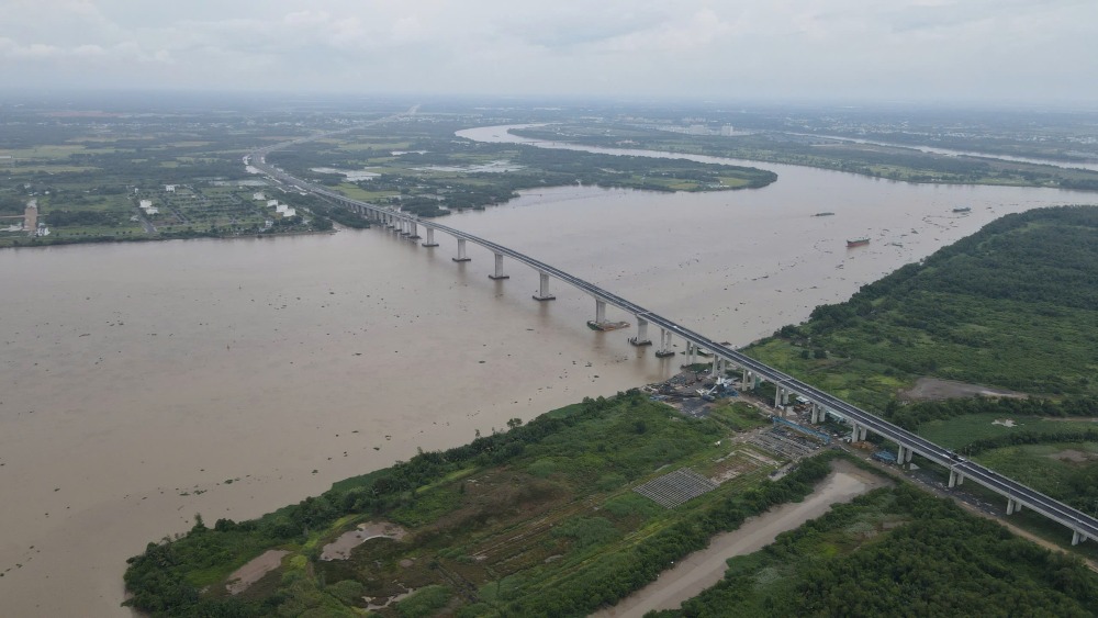 Thông xe cây cầu lớn nhất tuyến Vành đai 3 kết nối TPHCM - Đồng Nai